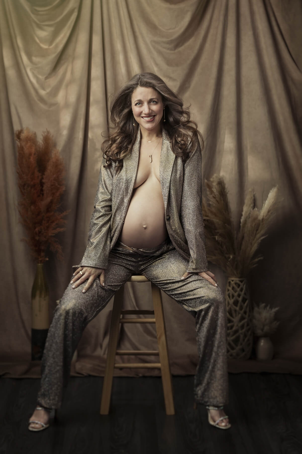 Book a Maternity session with Christina Kramer Portrait and get 50% off a Newborn Photography session.